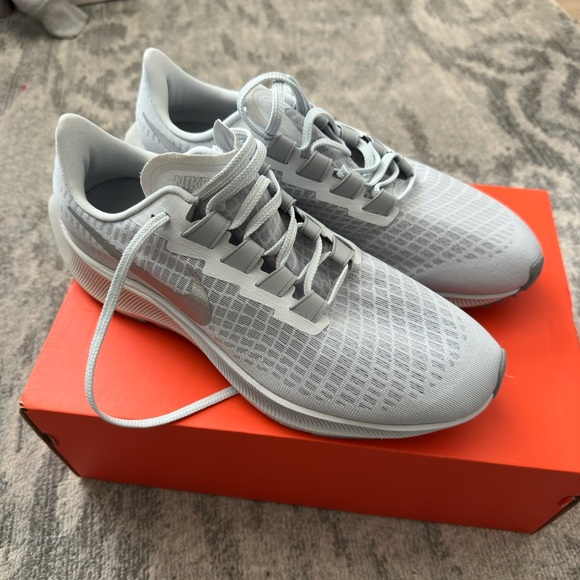 New Nike air zoom Pegasus 37 - Picture 4 of 5